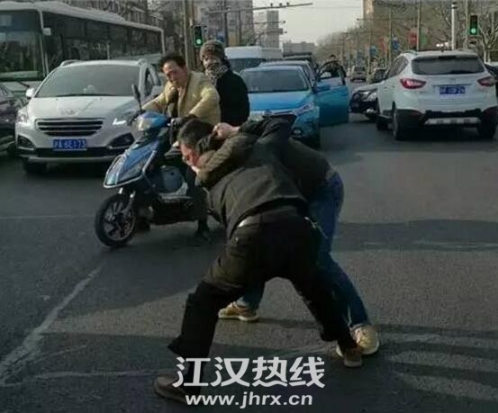 过肩摔