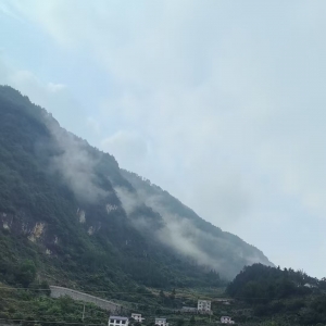 请输入相册名称