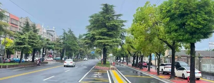 	仙桃公交6路线7个“港湾式公交站”升级完工