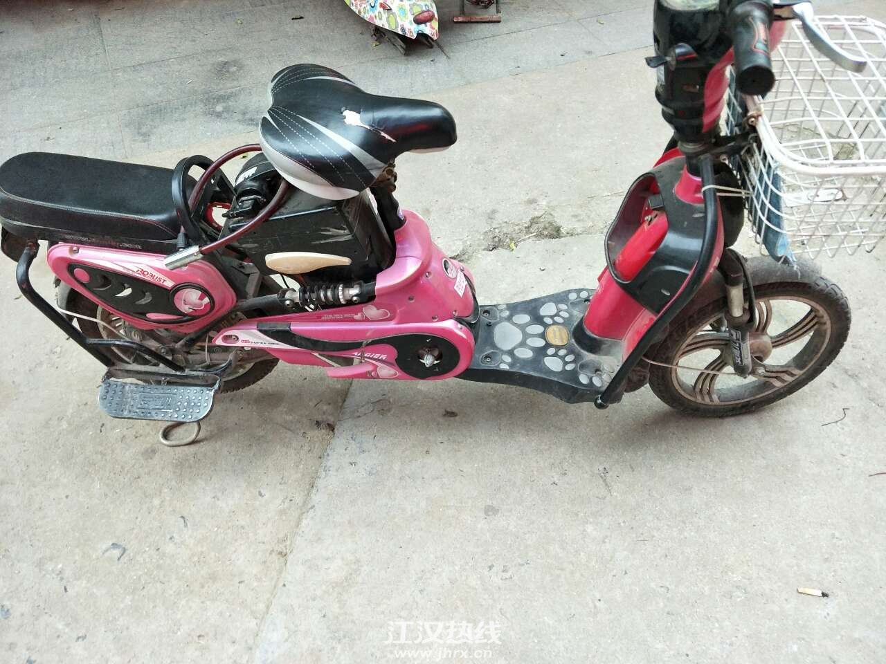 爱玛电动车400元出售