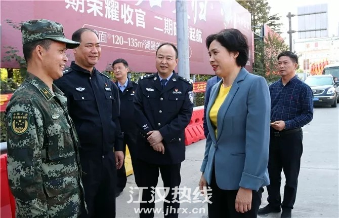 600多名仙桃警察驻守安保一线,为武汉军运会全力护航!