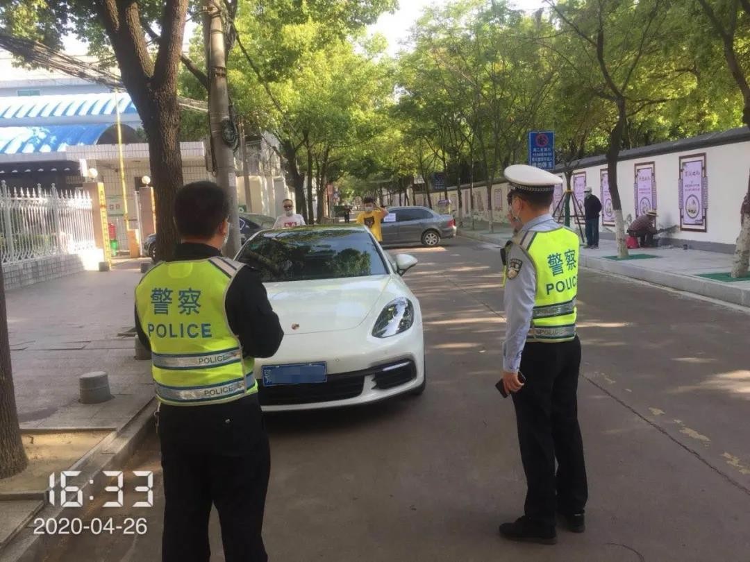 宏达4.jpg