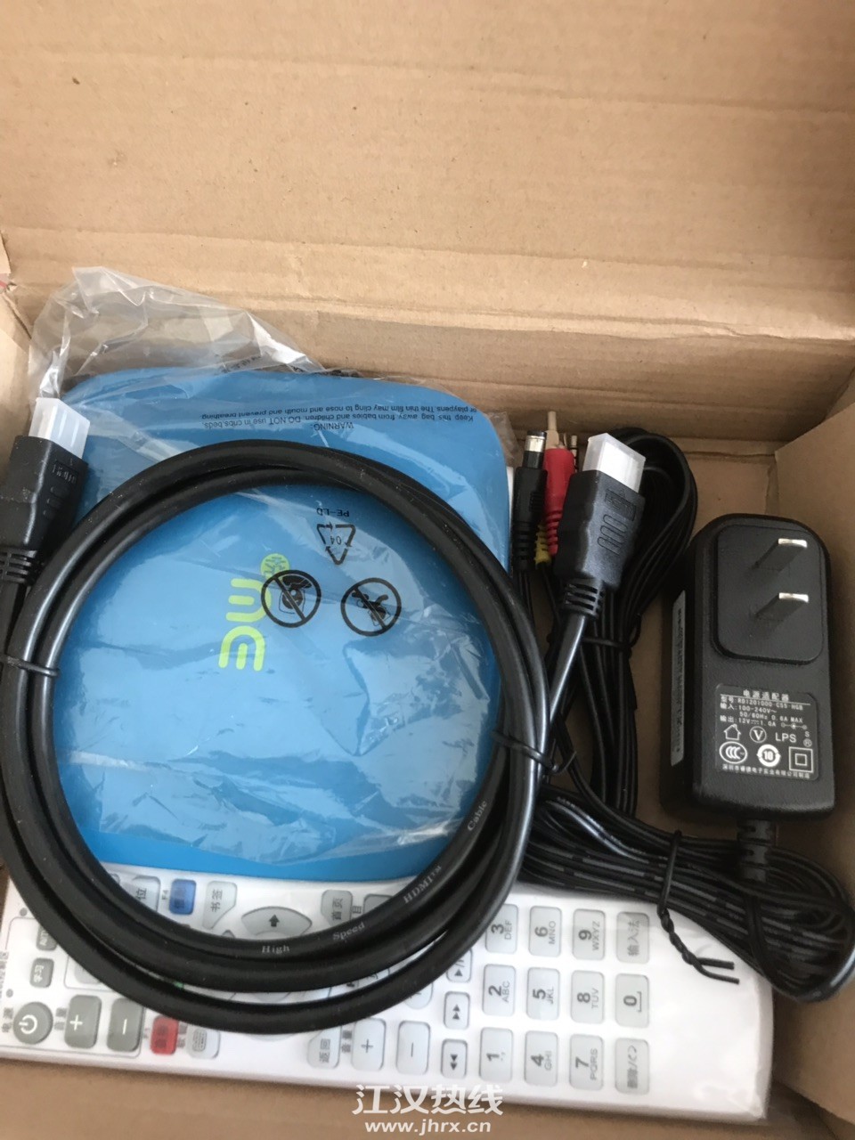 FkInXpS51M3znI-mCqKk-UiltycW.jpg