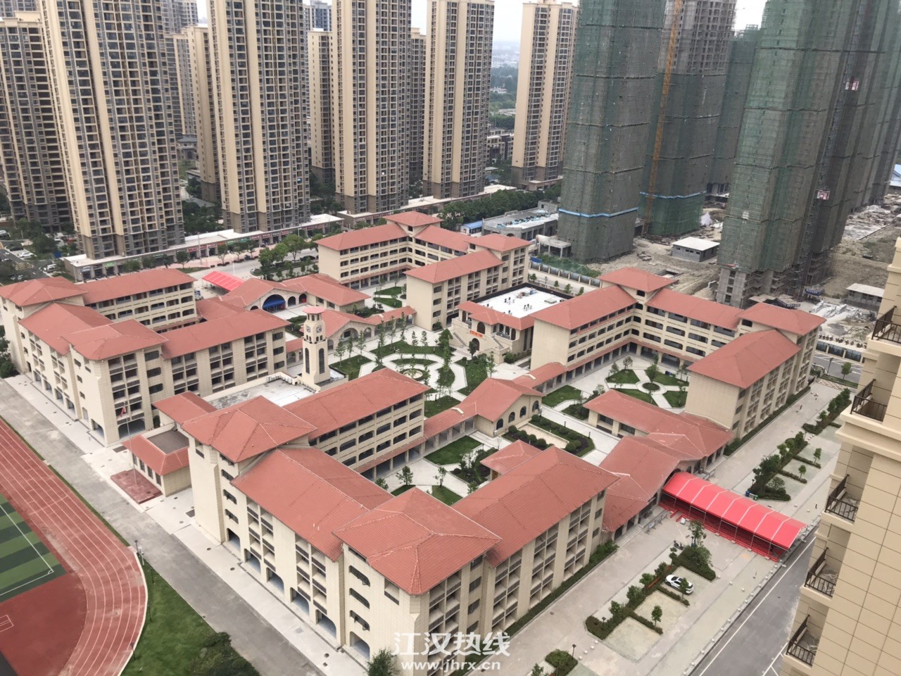front1_FpHFJG2jkYxsshMetFsj9s-hm9EM.jpg