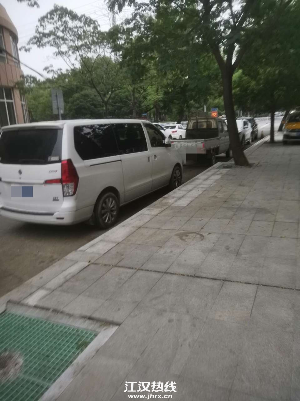165554l2457yd5r3u72zdz.jpg