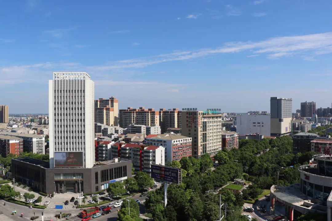170958mhp9xxi690j6wq93.jpg
