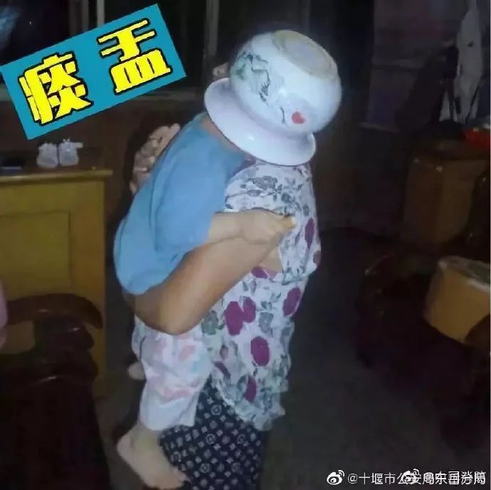 171828ghjx4g3jbgcq3hj4.jpg