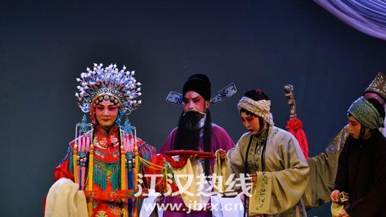 t019c630cec7cc18318.jpg
