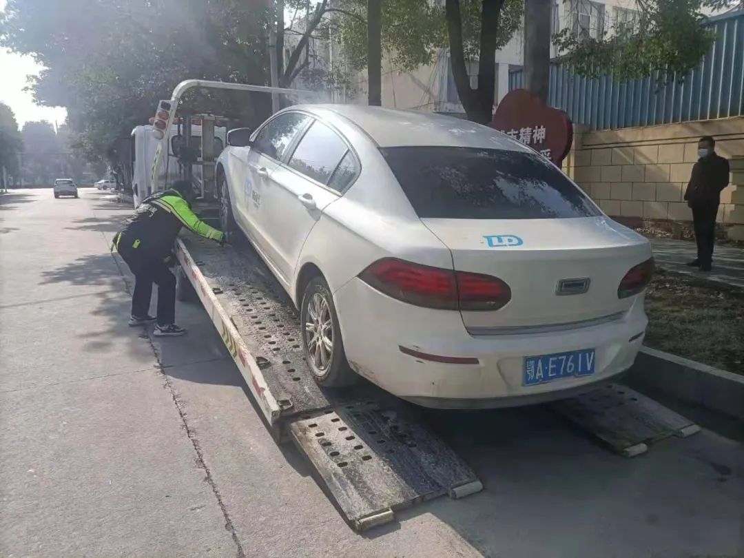 204950t5u85yiiiq992puh.jpg