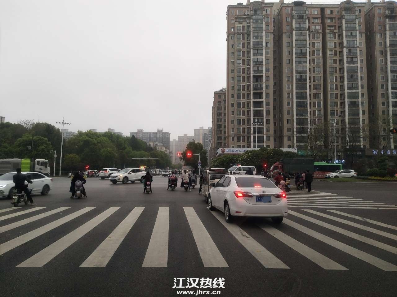 081927bg6ci4fikq0ug6q6_副本.jpg