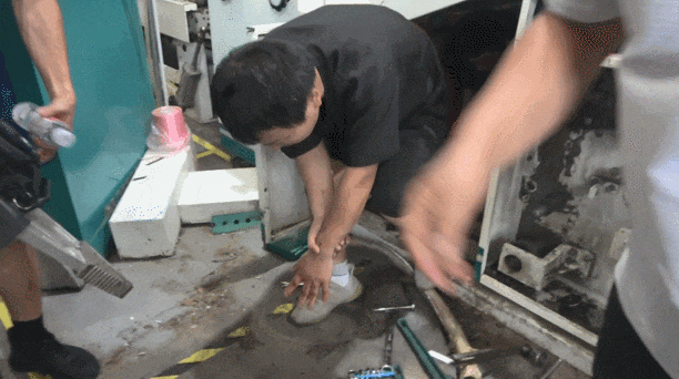 102549i6wwau70lrricluu.gif