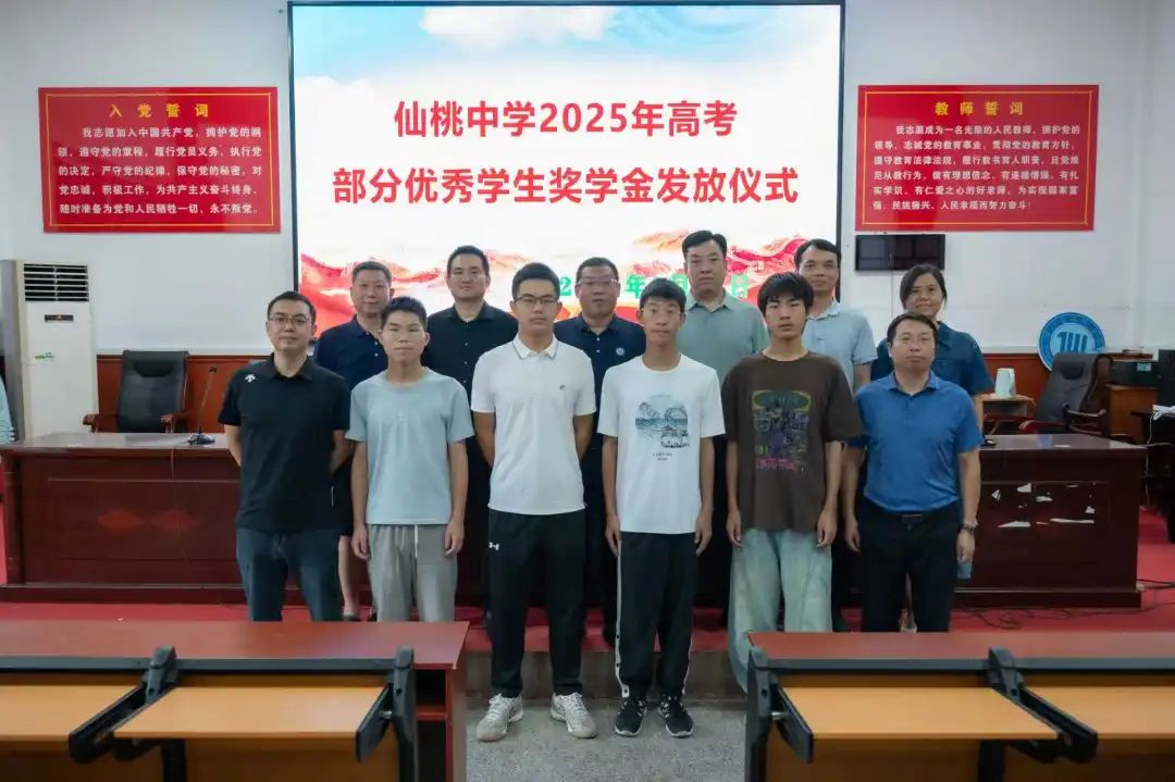 084945gz90rr343409035b.jpeg