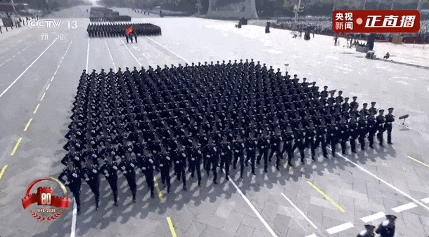 114305av73wrjr5rrqn55x.gif