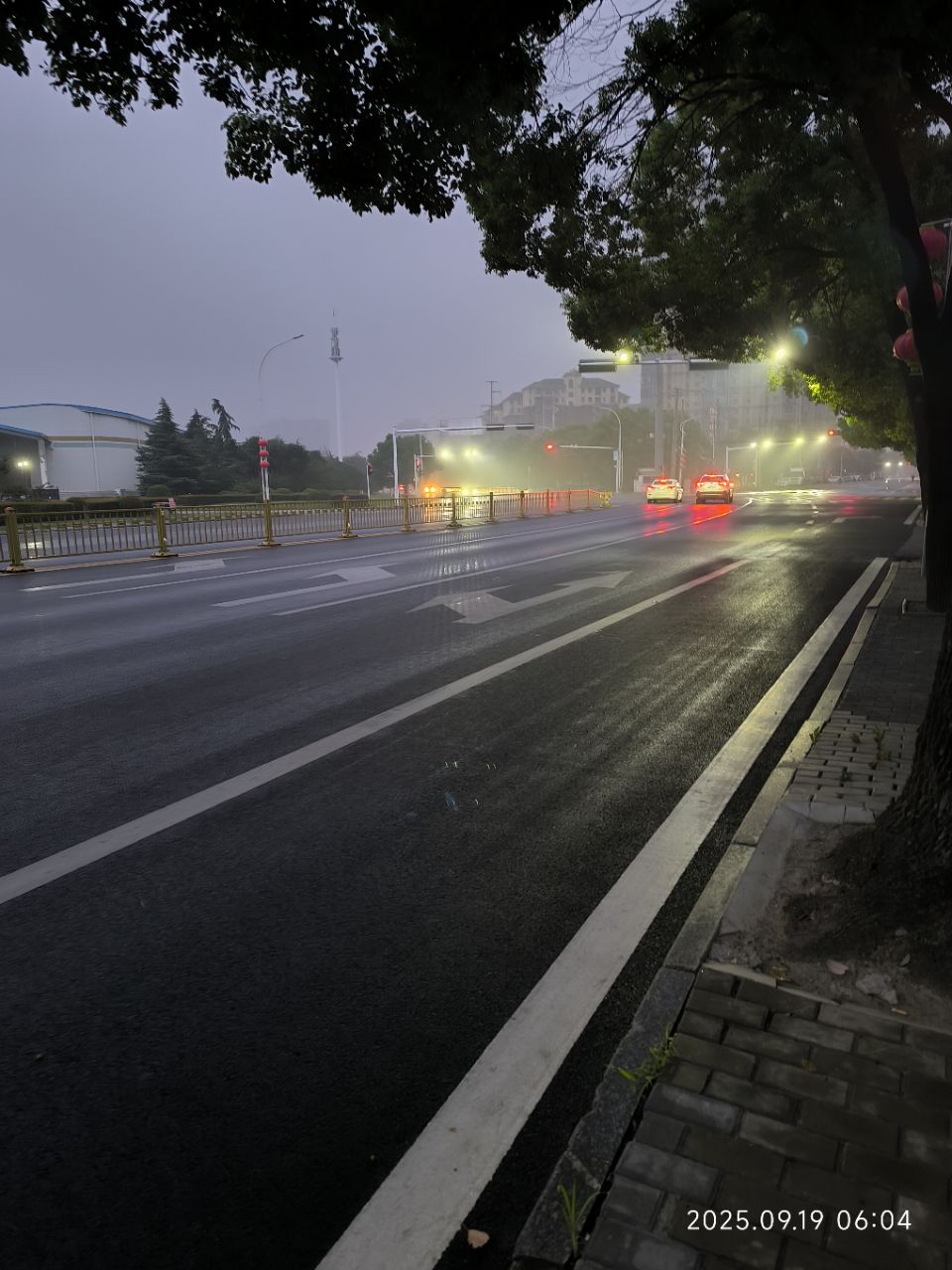 20250919070751front2_0_19125_Fq9ktKZVYy4d7hu3BLcRe7ktooEu.jpg