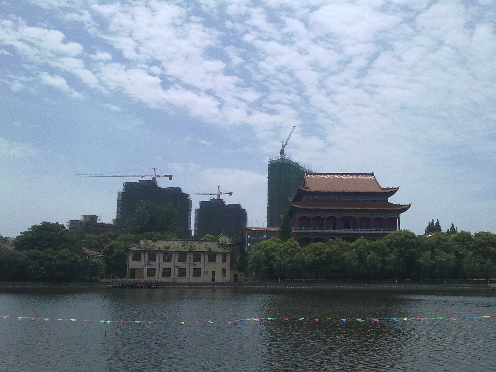 20120516594.jpg