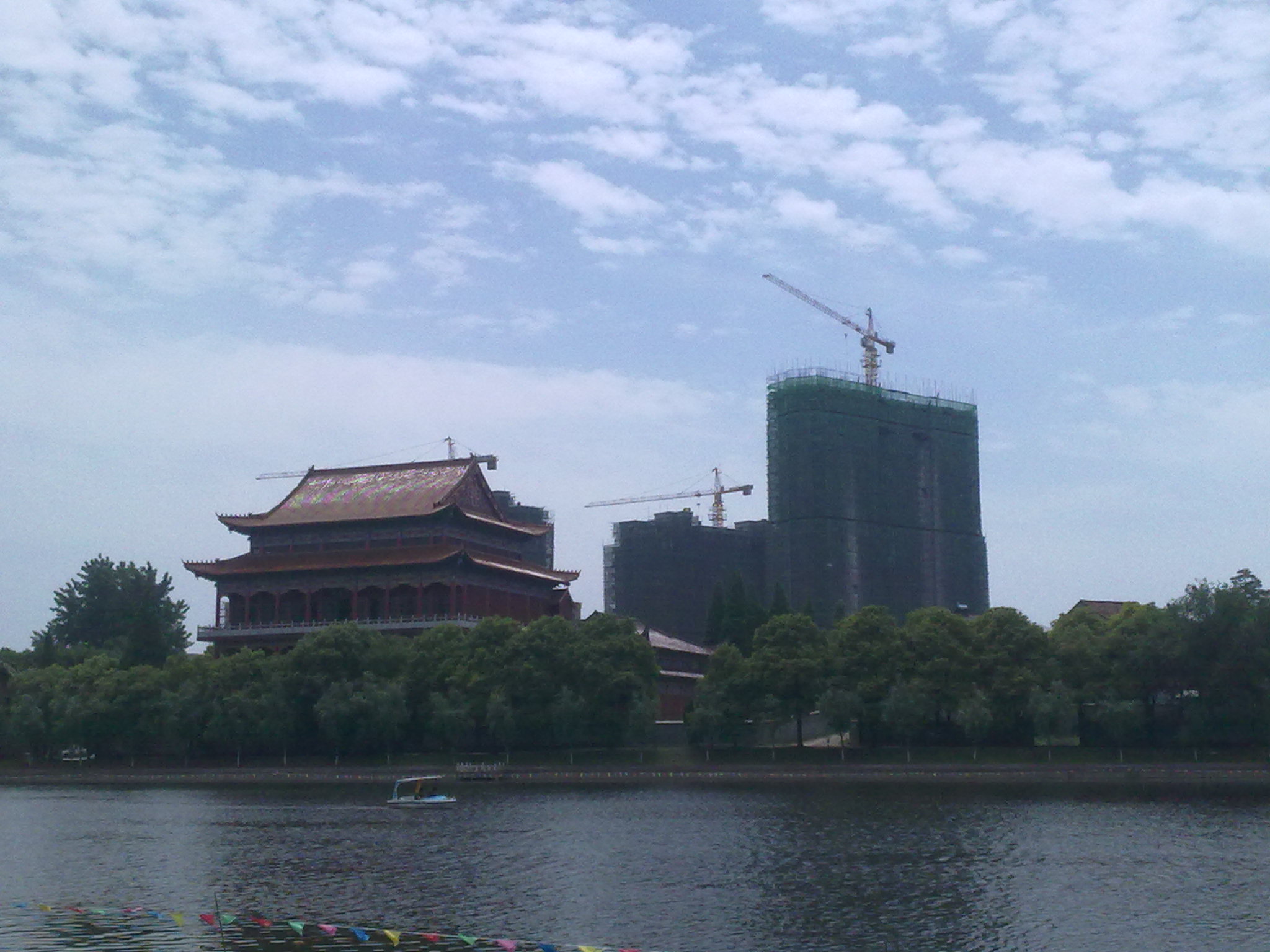 20120516588.jpg