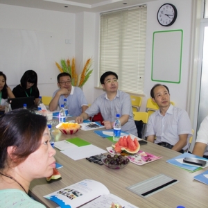[要闻]省工商局领导来江汉热线视察指导工作